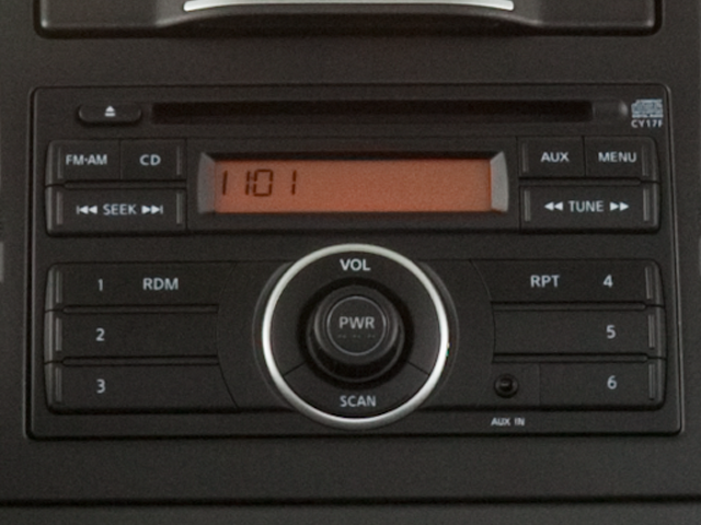 2012 Nissan Versa 1.8 S