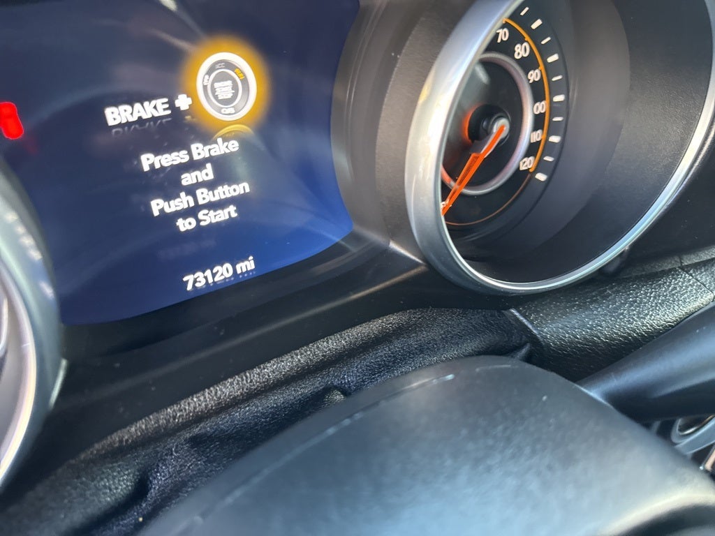 2020 Jeep Wrangler Unlimited Sahara Altitude