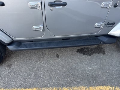 2020 Jeep Wrangler Unlimited Sahara Altitude