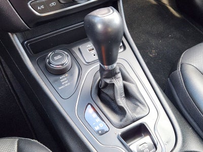 2022 Jeep Cherokee Latitude Lux 4x4