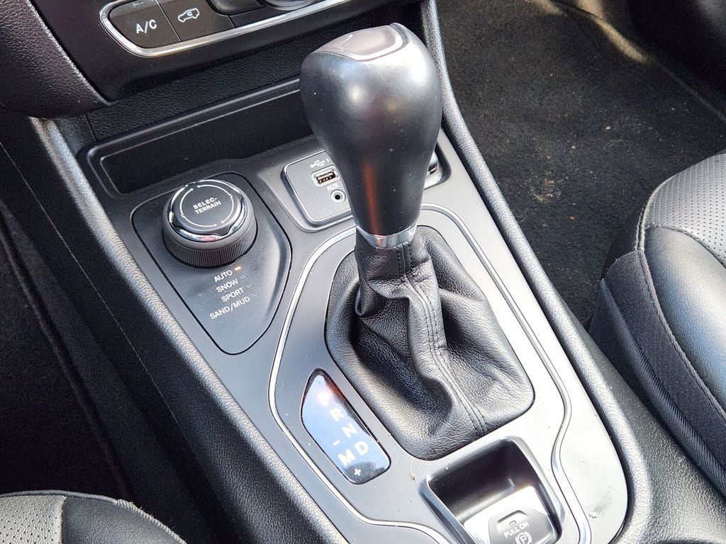 2022 Jeep Cherokee Latitude Lux 4x4