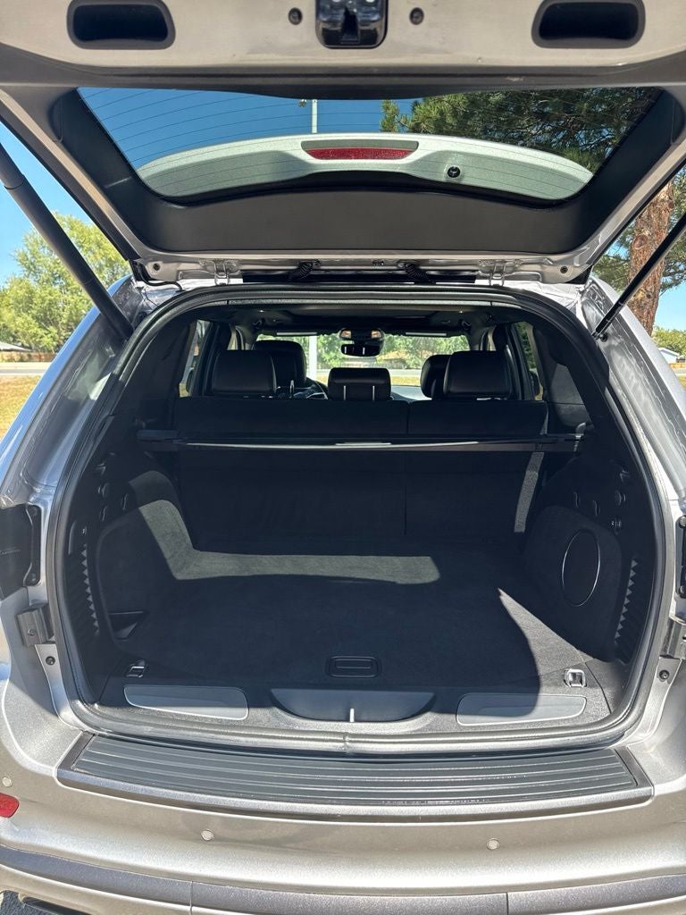 2020 Jeep Grand Cherokee Overland