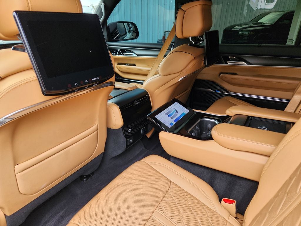 2024 Jeep Grand Wagoneer Series III Obsidian