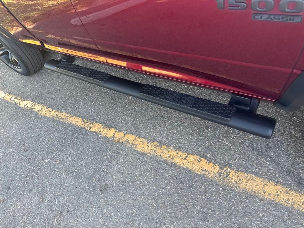 2022 RAM 1500 Classic Warlock Quad Cab 4x4 6'4' Box