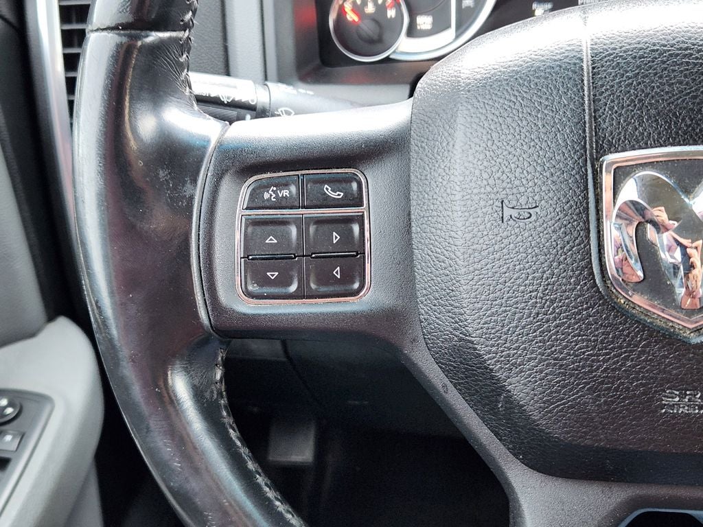 2018 RAM 1500 Big Horn Crew Cab 4x4 6'4' Box