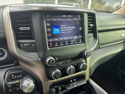 2020 RAM 1500 Laramie Quad Cab 4x4 6'4' Box