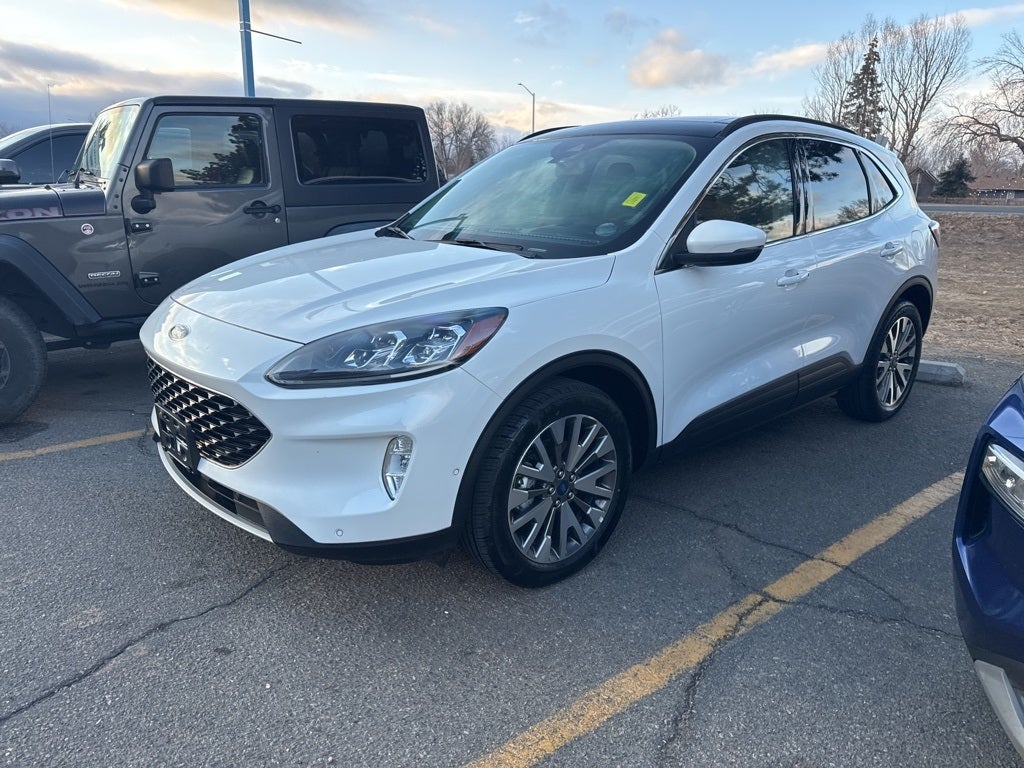 2020 Ford Escape Titanium Hybrid