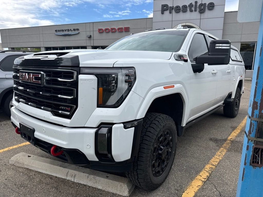 2024 GMC Sierra 3500HD 4WD Crew Cab Standard Bed AT4