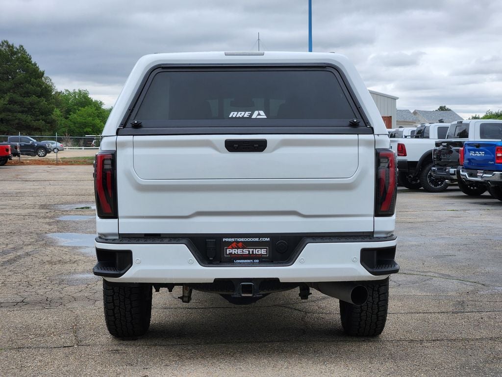 2024 GMC Sierra 3500HD 4WD Crew Cab Standard Bed AT4