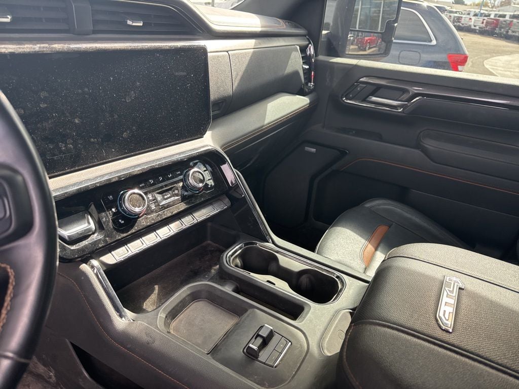 2024 GMC Sierra 3500HD 4WD Crew Cab Long Bed AT4