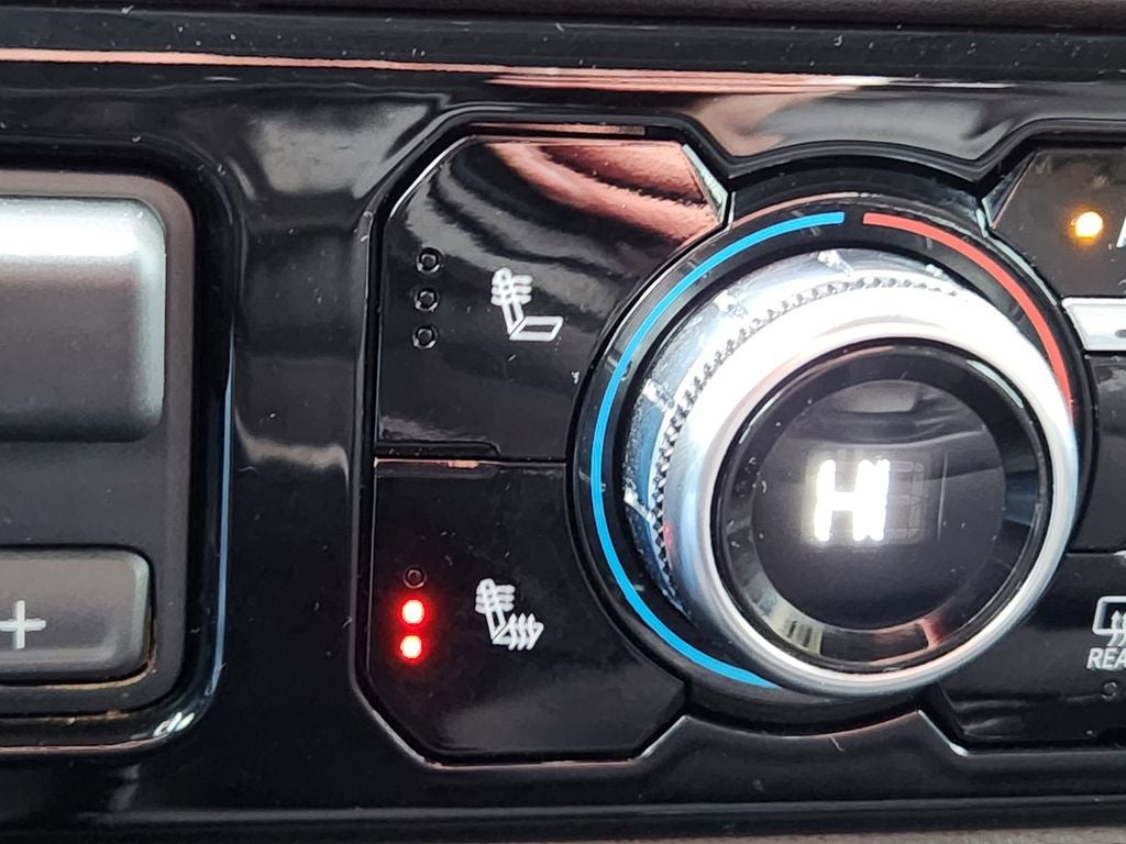 2024 GMC Sierra 1500 4WD Crew Cab Short Box Elevation with 3SB