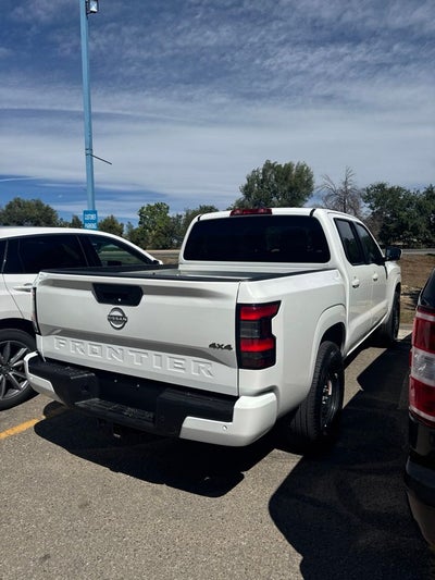 2025 Nissan Frontier SV