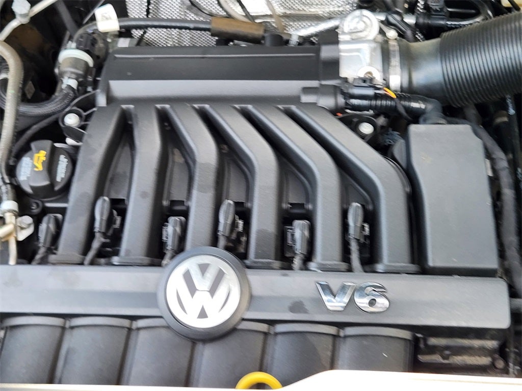 2023 Volkswagen Atlas Cross Sport 3.6L V6 SE w/Technology