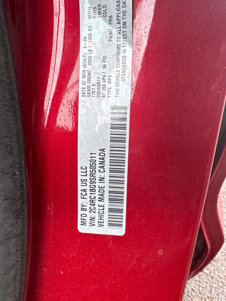 2025 Chrysler Pacifica Select