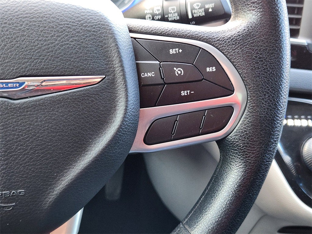 2021 Chrysler Voyager LXI