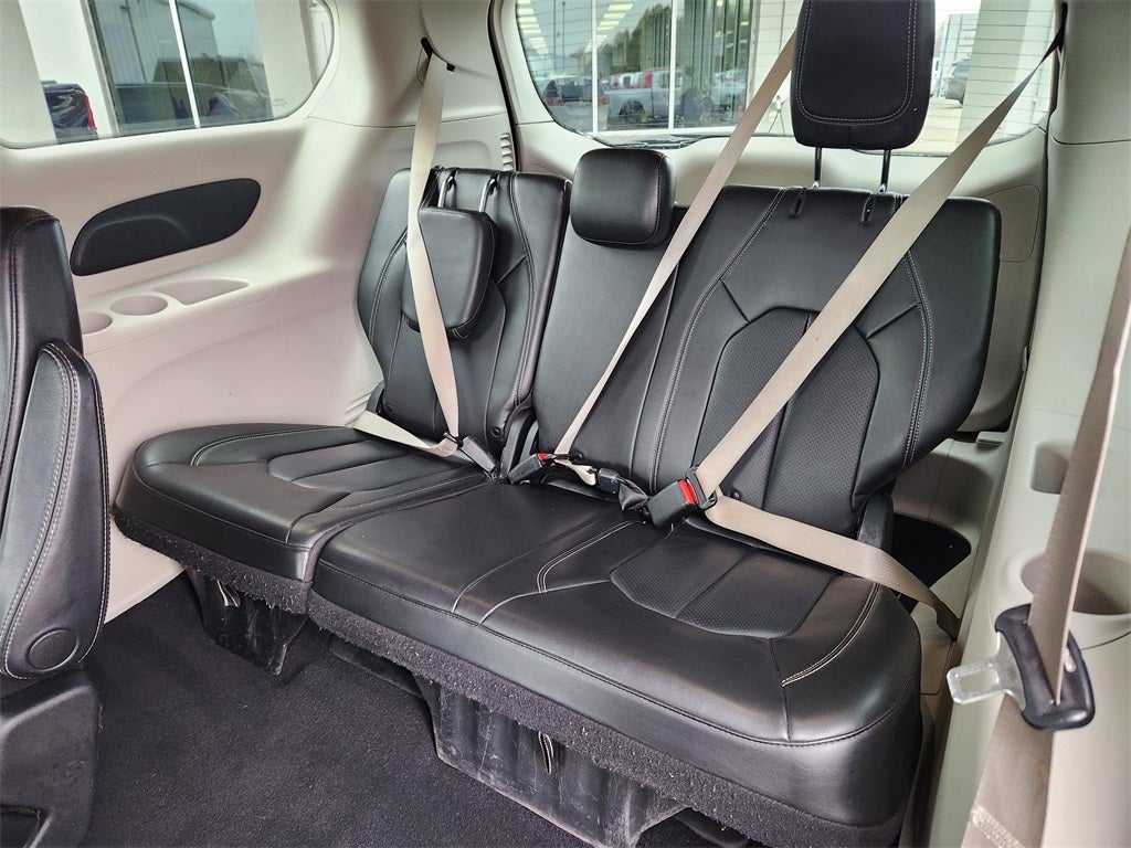 2020 Chrysler Voyager LXI