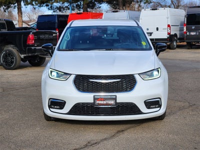 2024 Chrysler Pacifica Hybrid Select