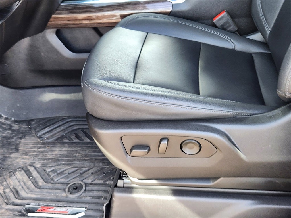 2025 Chevrolet Silverado 2500HD 4WD Crew Cab Standard Bed LT