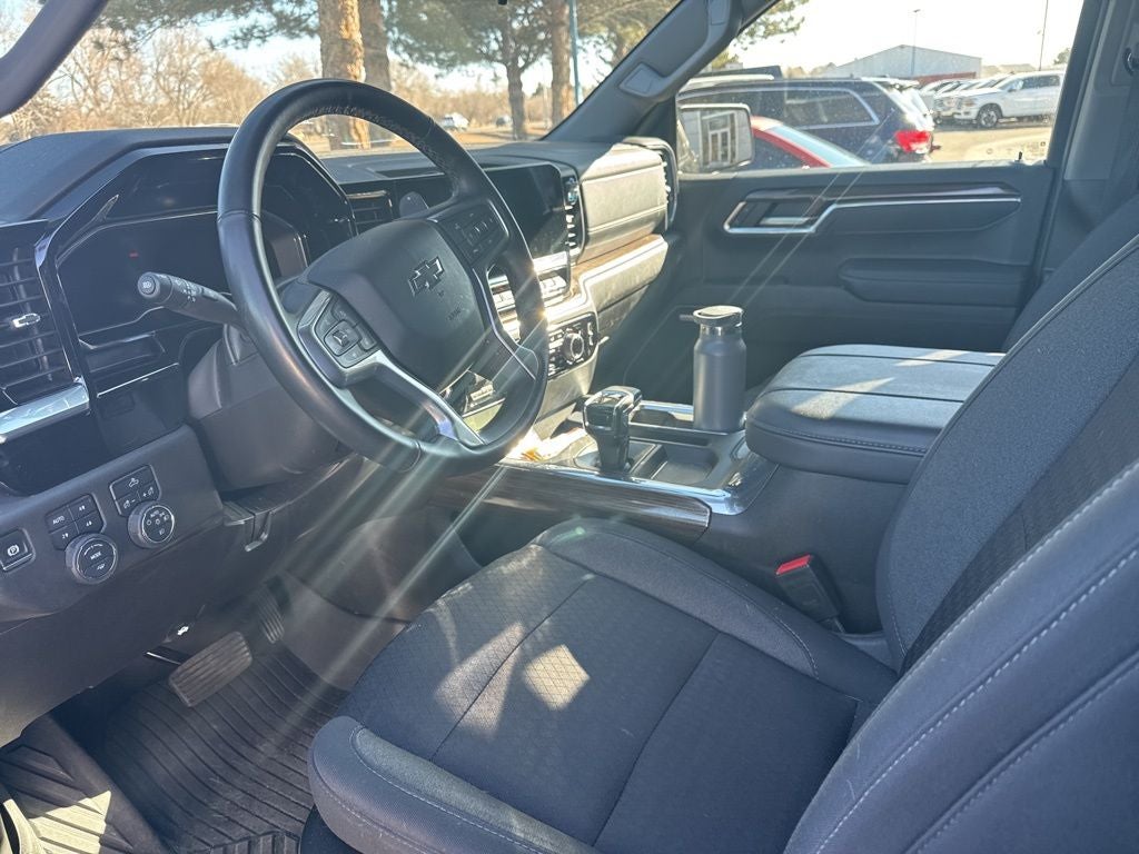 2024 Chevrolet Silverado 1500 4WD Crew Cab Short Bed RST