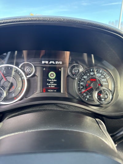 2022 RAM 3500 Tradesman Crew Cab 4x4 8' Box