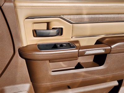 2022 RAM 3500 Limited Longhorn Crew Cab 4x4 8' Box