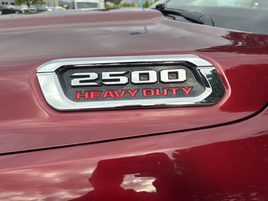2022 RAM 2500 Tradesman Crew Cab 4x4 6'4' Box