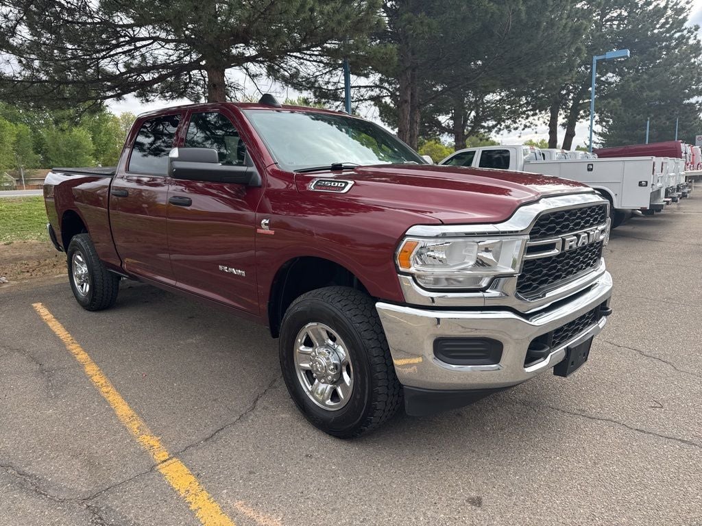 2022 RAM 2500 Tradesman Crew Cab 4x4 6'4' Box