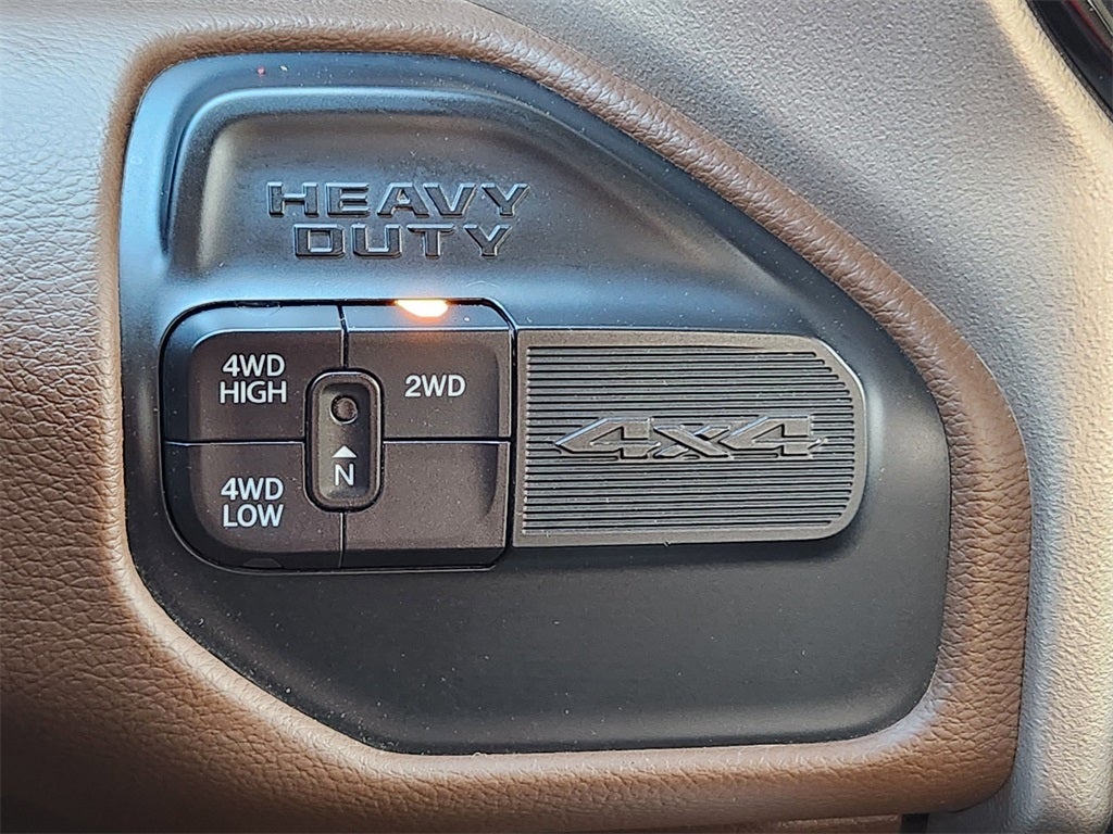 2022 RAM 2500 Laramie Crew Cab 4x4 6'4' Box