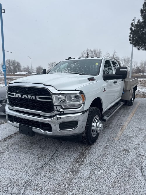 2024 RAM 3500 Chassis Tradesman/SLT/Laramie/Limited