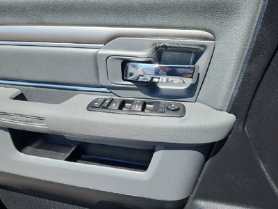 2016 RAM 1500 SLT