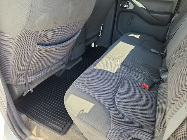 2015 Nissan Frontier S