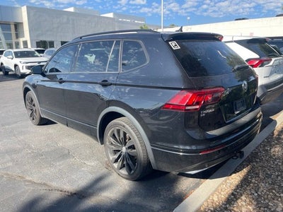 2020 Volkswagen Tiguan SE R-Line Black