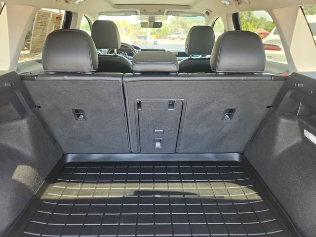 2025 Volkswagen Taos SEL