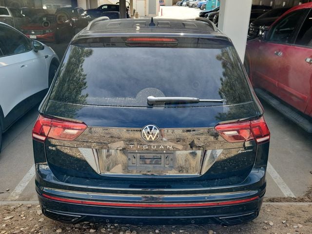 2022 Volkswagen Tiguan SE R-Line Black