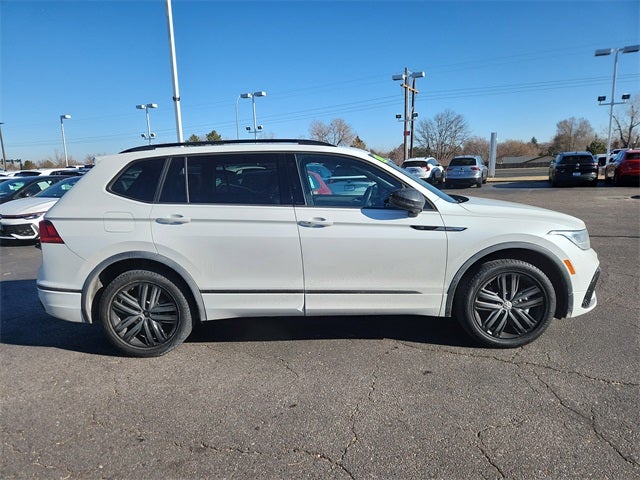 2022 Volkswagen Tiguan SE R-Line Black