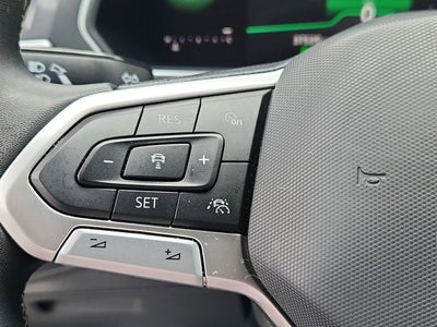 2023 Volkswagen Tiguan SE R-Line Black