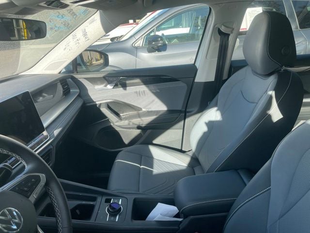 2025 Volkswagen Tiguan SE