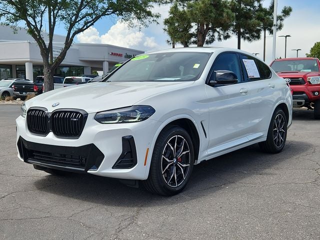 2025 BMW X4 M40i