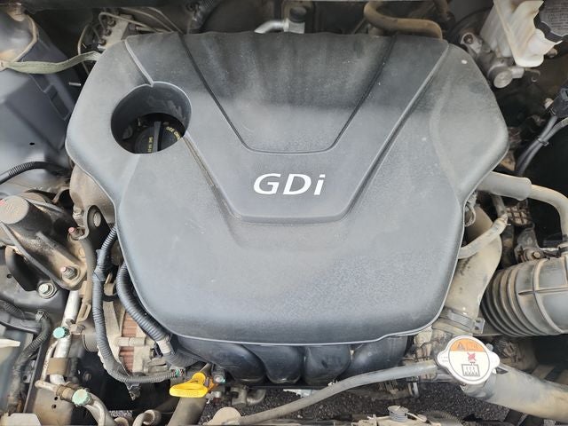 2012 Hyundai Accent 5-Door GS