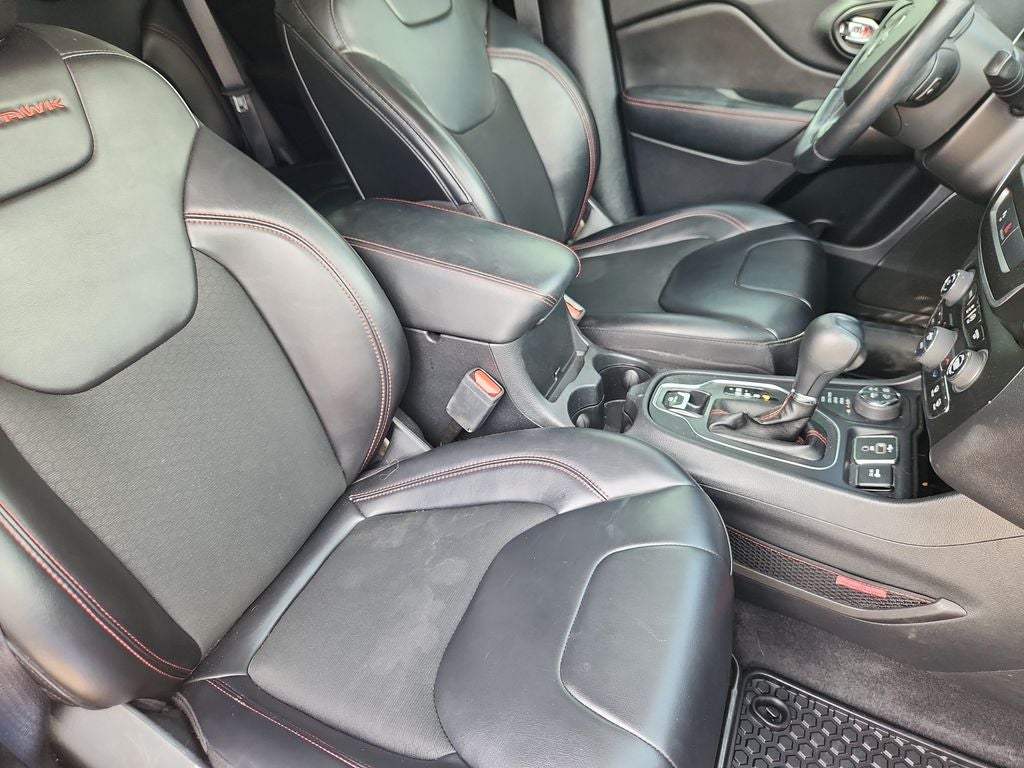 2020 Jeep Cherokee Trailhawk