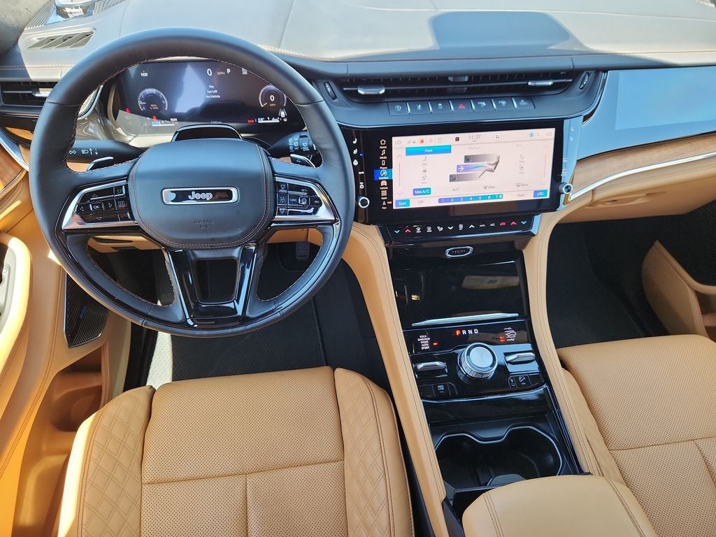 2026 Jeep Grand Cherokee Summit