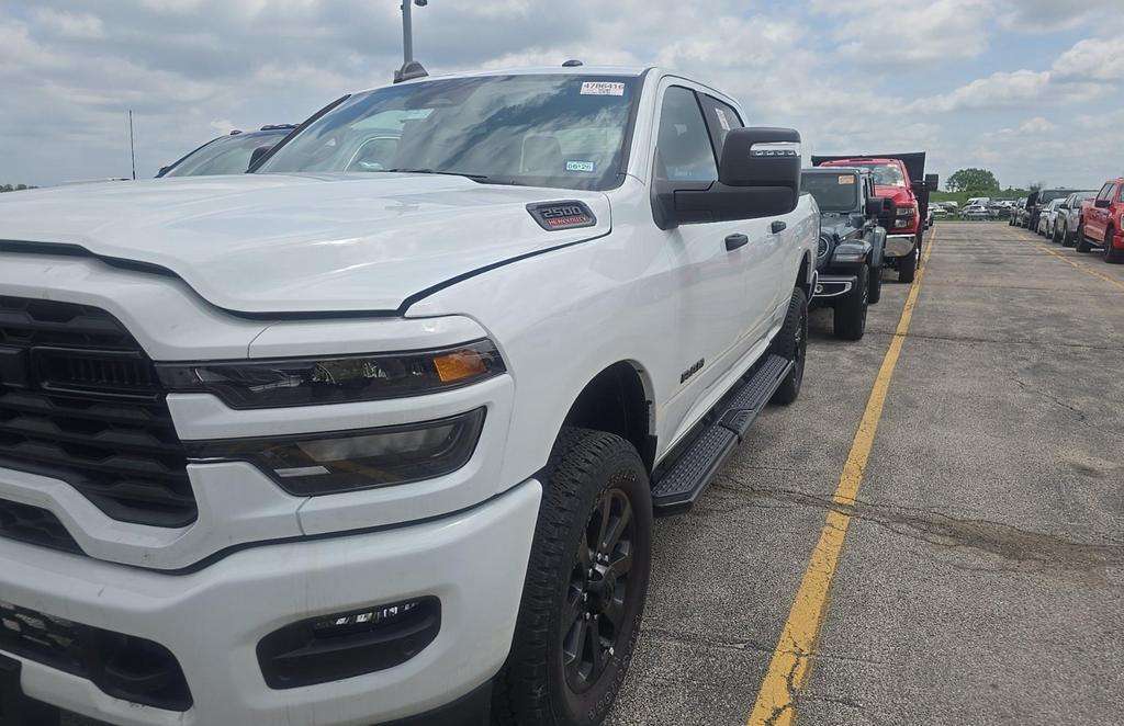 2025 RAM 2500 Big Horn Crew Cab 4x4 6'4' Box