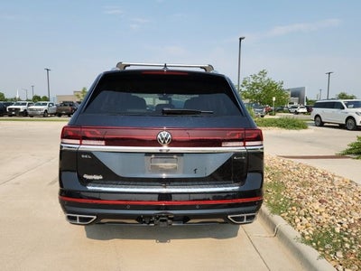 2024 Volkswagen Atlas 2.0T SEL Premium R-Line