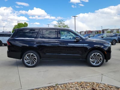 2025 Lincoln Navigator Reserve