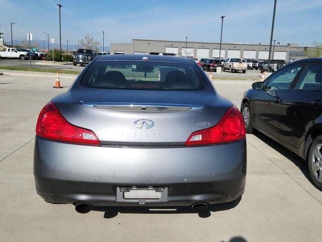 2011 INFINITI G37 X