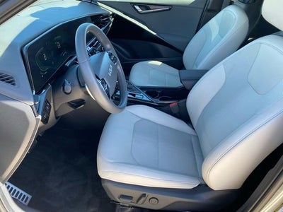 2024 Kia Niro EX Touring