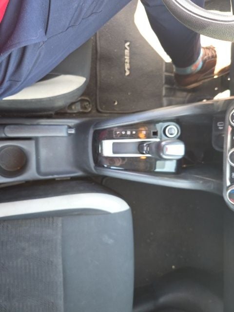 2020 Nissan Versa 1.6 SV