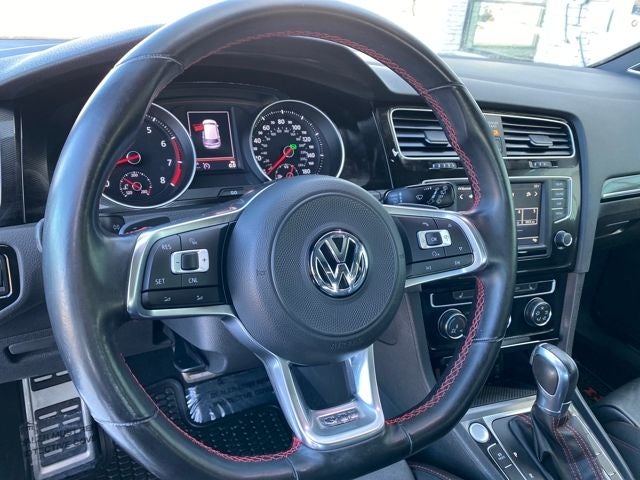 2017 Volkswagen Golf GTI SE