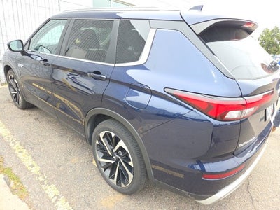 2024 Mitsubishi Outlander PHEV SE
