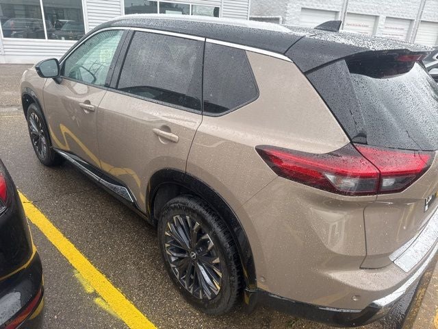 2024 Nissan Rogue Platinum